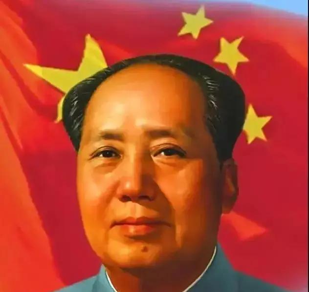 追忆伟大领袖毛主席，初心为民、风骨铿锵，他于风雨中救国兴邦，让中华民族挺直脊梁，
