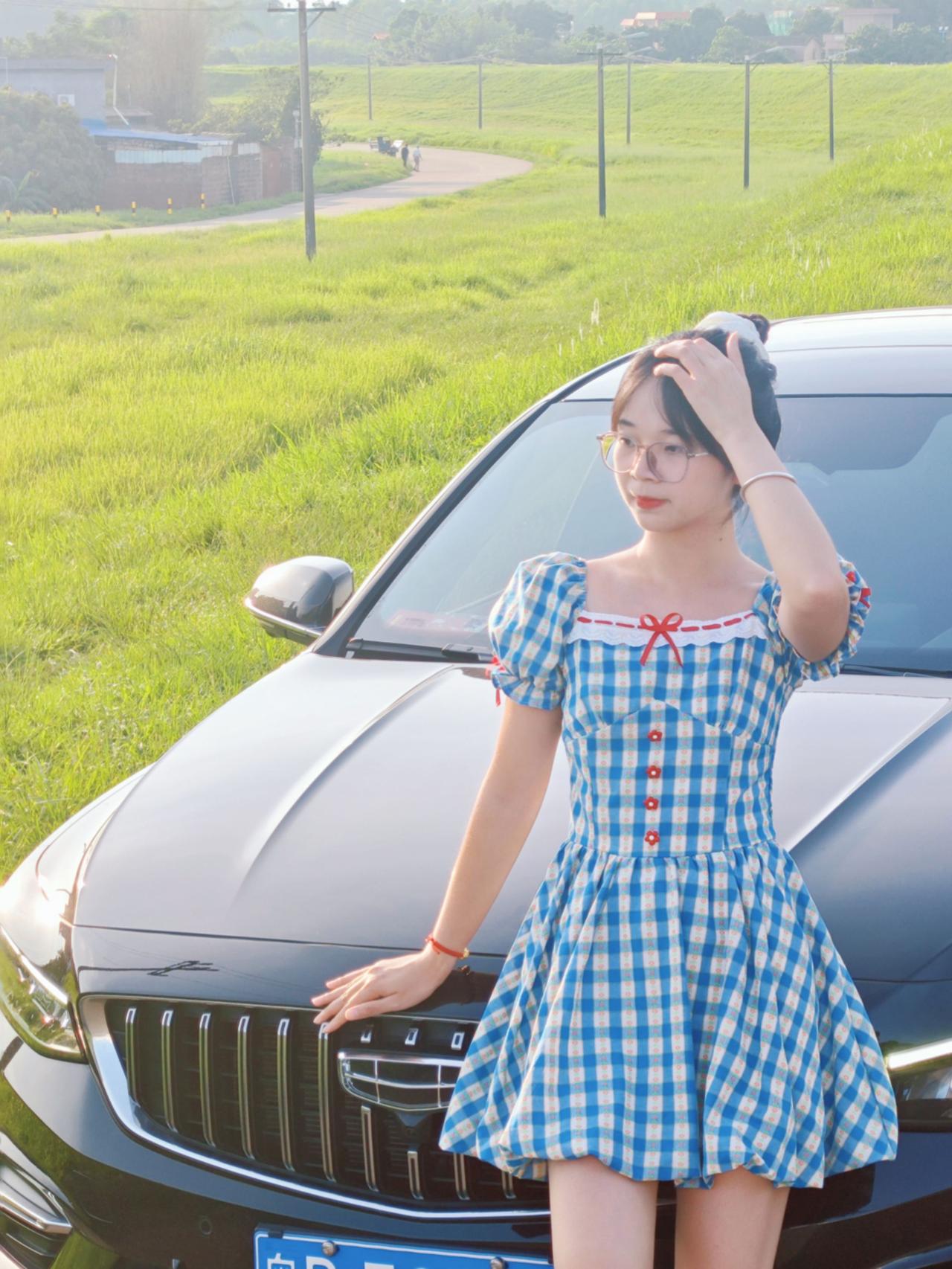 文案太难想了 想你 好不好(>_<)
星瑞