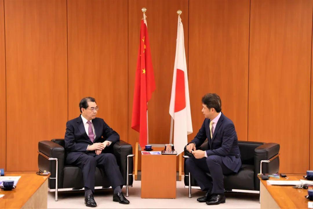 日本外务省的心态已经彻底崩了！就在中国驻日大使发出“绝不退让”的日语檄文后不到2