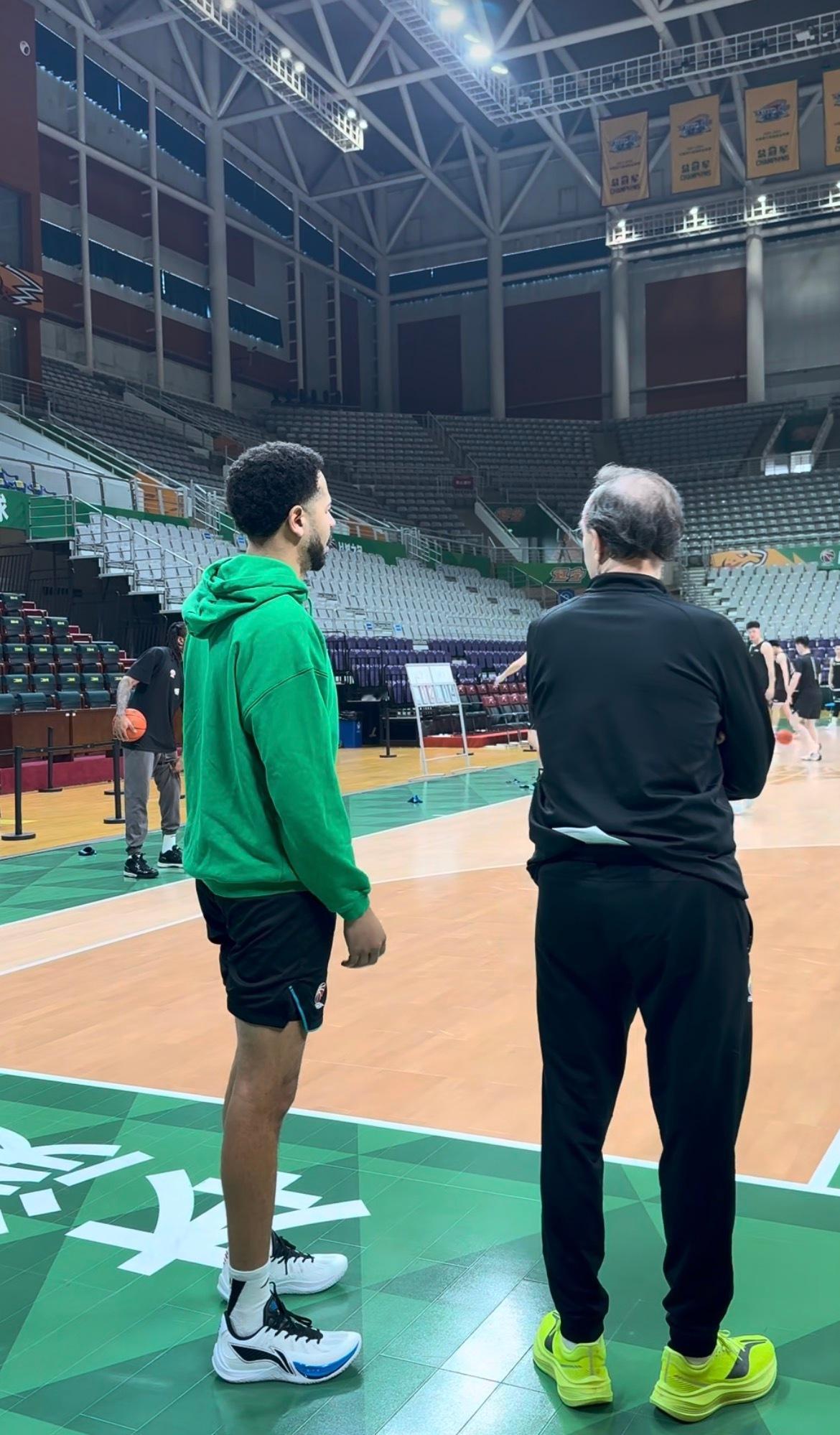 付豪复出 大牙顶替哈维进入大名单辽宁男篮vs浙江男篮