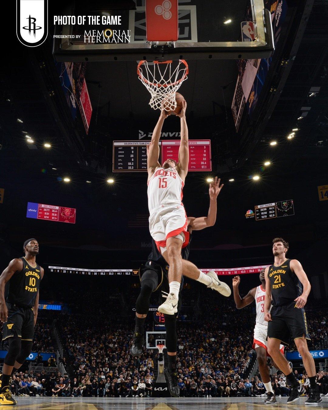 本赛季至今联盟扣篮总数前十球队：1. 活塞 - 1402. 老鹰 - 1173.