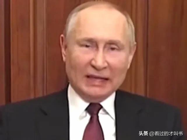 特朗普可能私下答应了普京，更换乌克兰领导层，同时禁止欧洲对乌克兰的援助。
俄罗斯