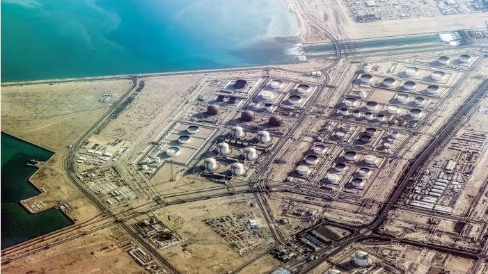 不等了，英国直接来中国！双方就中英关系以及其他一系列国际事务进行了交流、探讨，并