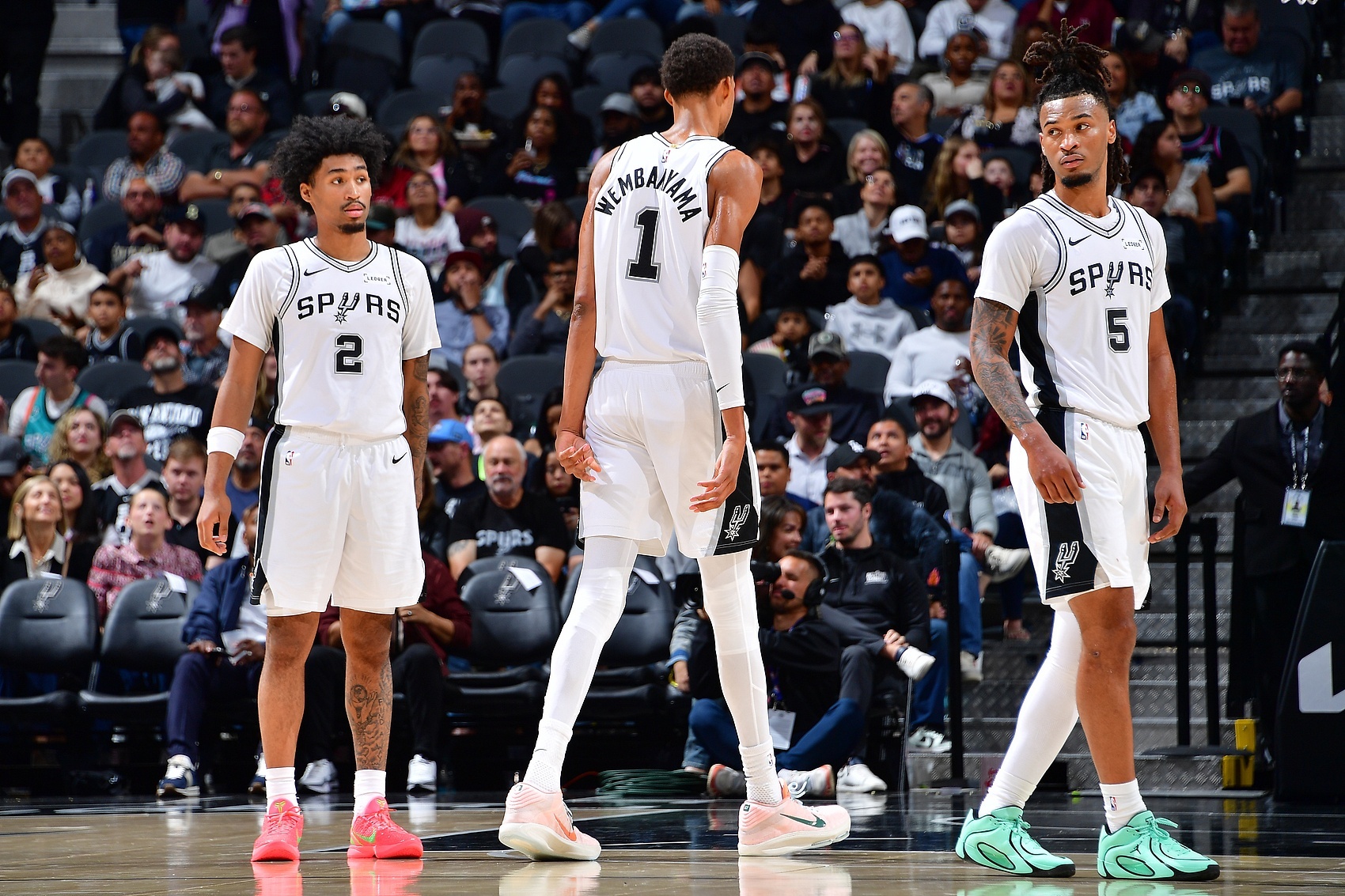 马刺的三个年轻核心，自身防守能力都不俗！新赛季篮不住nba常规赛 ​​​