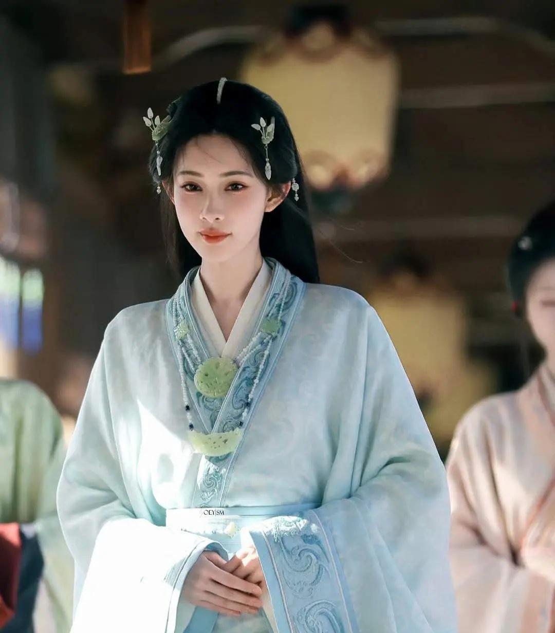 孟子义《将门毒后》的扮相符合书粉的期望吗？

不知不觉这个宇宙大ip也开拍了一段