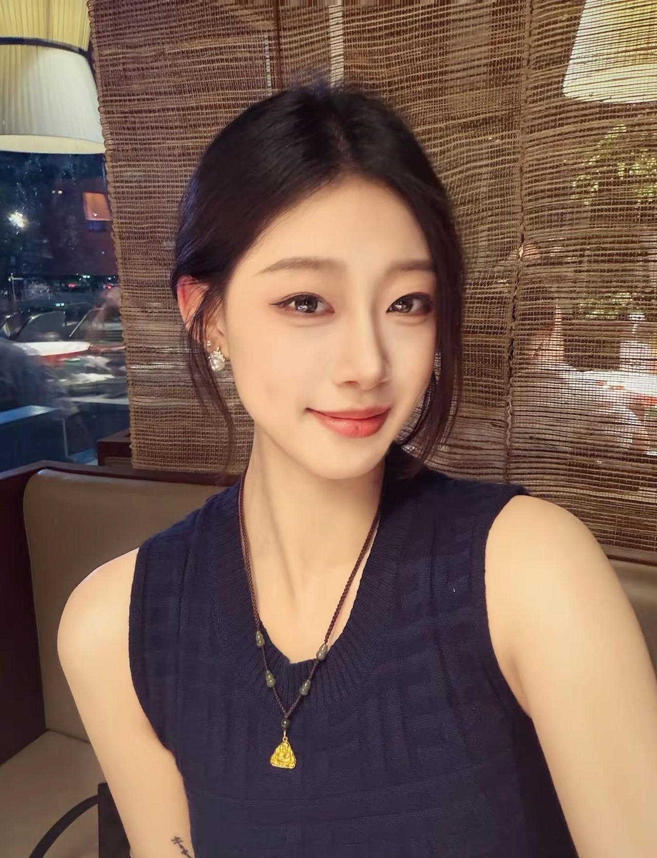 一个不成熟的男人 就算你陪他三四年又怎样 别说责任心你有一点让他不如意的地方 他