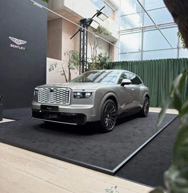 违背祖训？宾利纯电顶奢SUV，Torcal发布