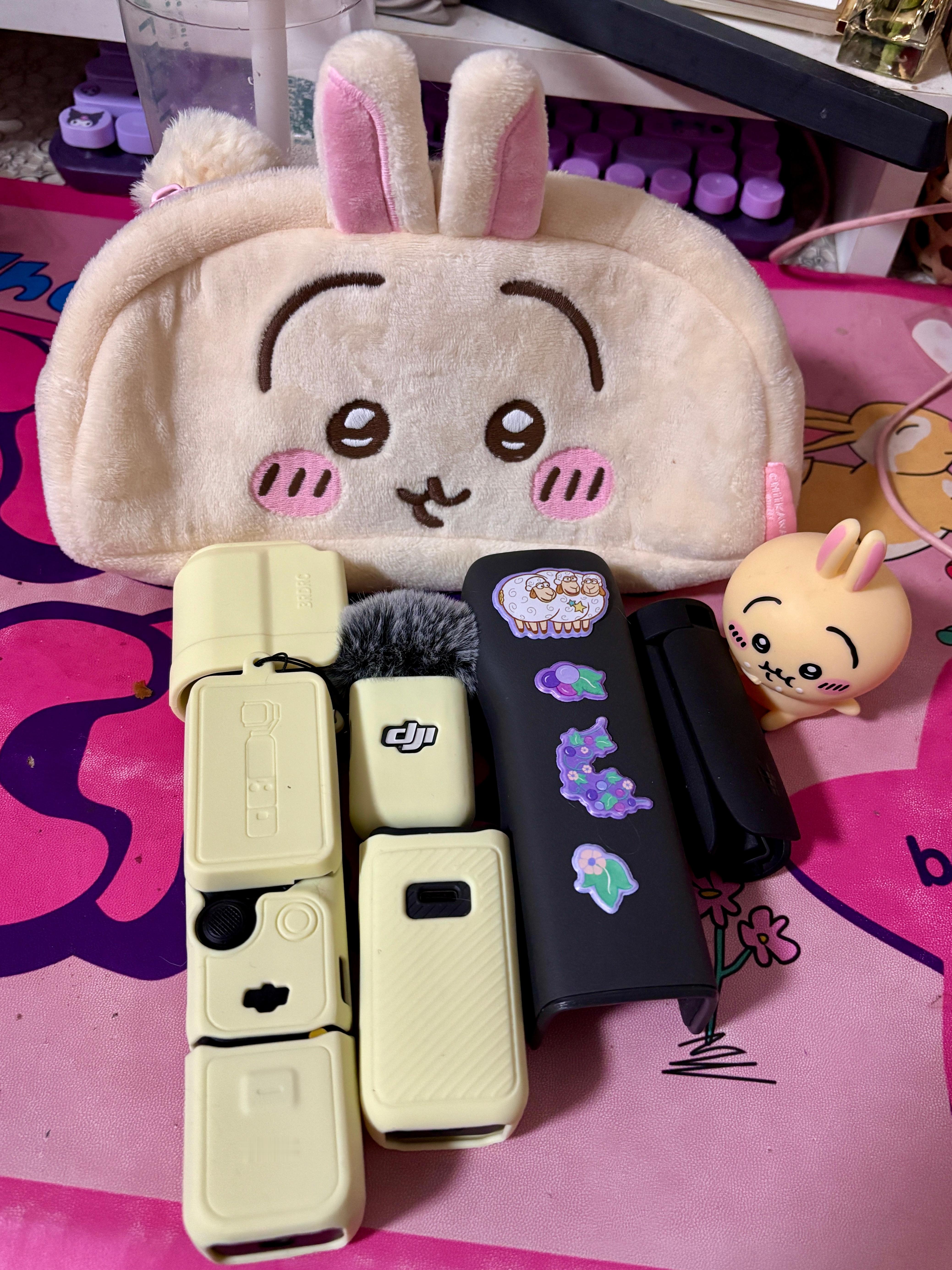 终于把这个闲置的包用起来刚好装得下🐰乌萨奇大疆pocket3 ​​​