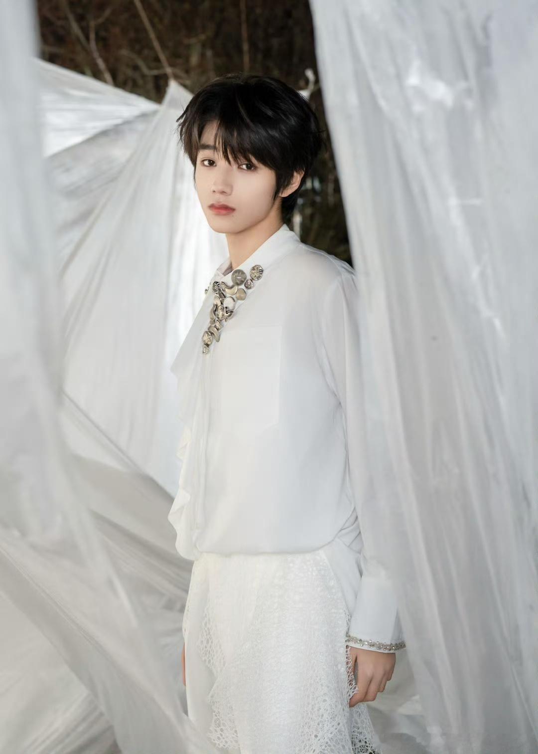 娱乐王橹杰你想谁保持苹果肌扁平王橹杰神秘男嘉宾说的是谁王橹杰神秘男嘉宾说的是谁，