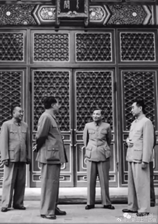 【毛主席七十五年之约，今天到了交卷时刻！】这几天，一条重磅新闻刷屏了。     