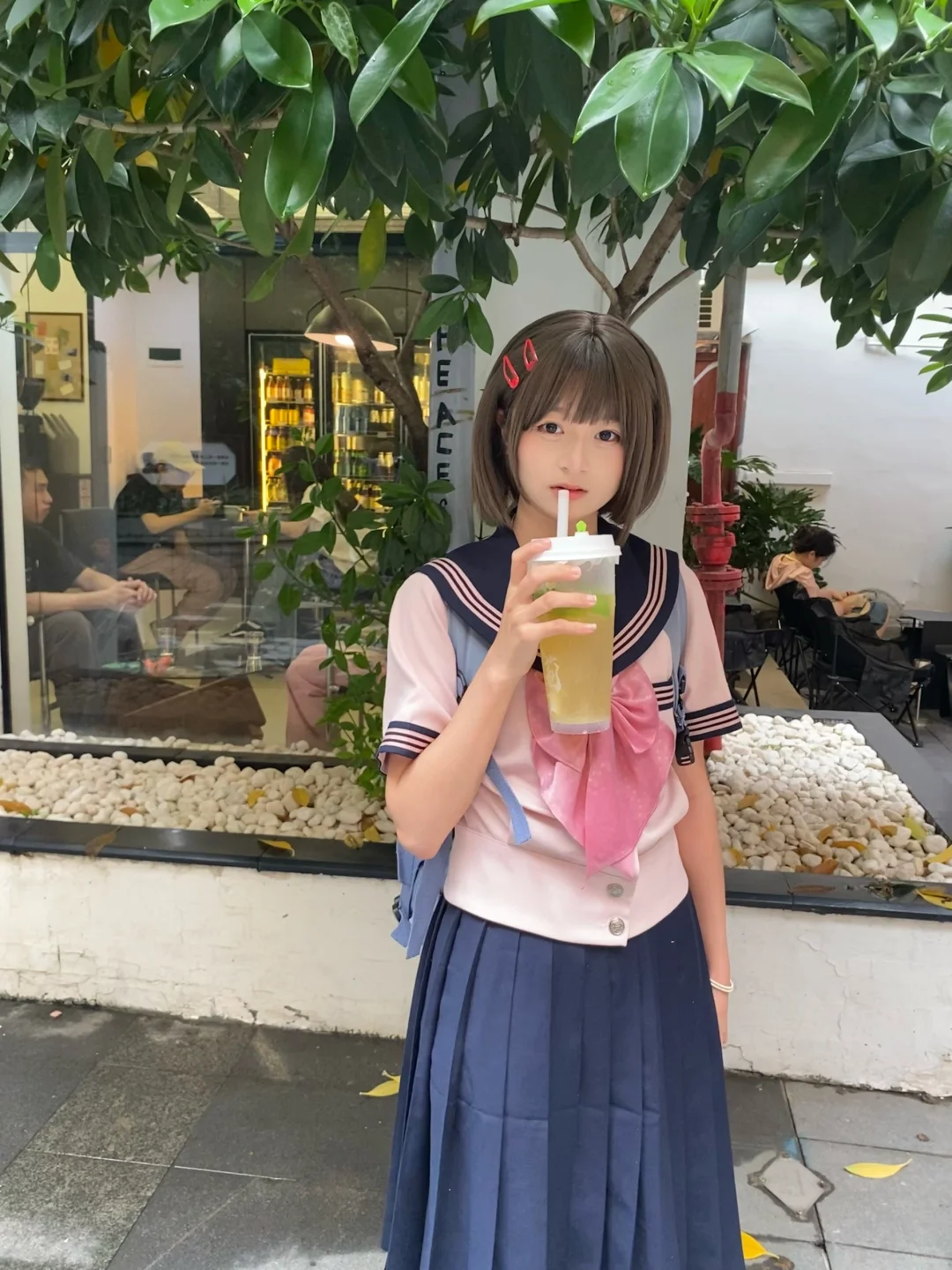 好美好美的抚蝶