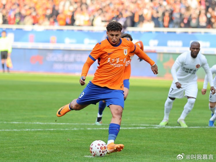 04月04日获悉，克雷桑因为左膝半月板和韧带的损伤，而缺席了本场与大连英博的比赛