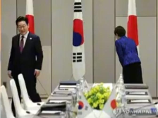 高市早苗在宣布解散内阁重新选举后，每日新闻的最新民调降10%！

说明民粹最后还