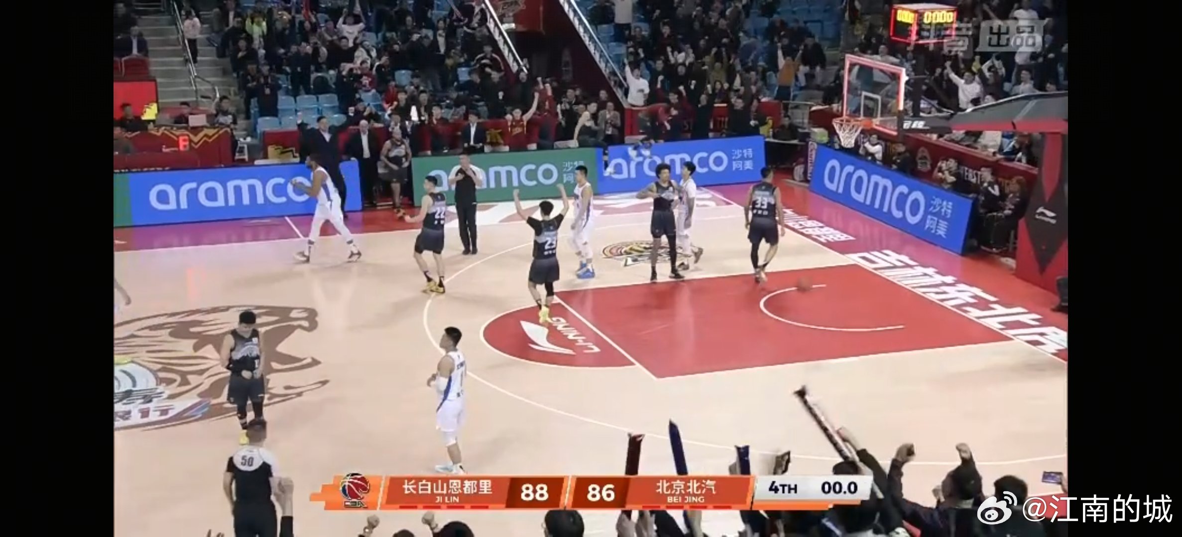 吉林东北虎主场逆转战胜北京北汽，周琦全场罚球全丢。。。。。最大的脓包是谁，自己清