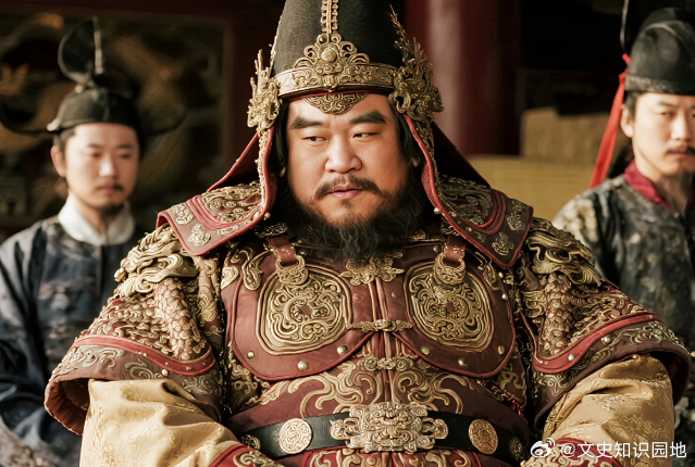 752 年，安禄山亲率 5 万精锐，号称 15 万攻打契丹，却一溃千里。安禄山本