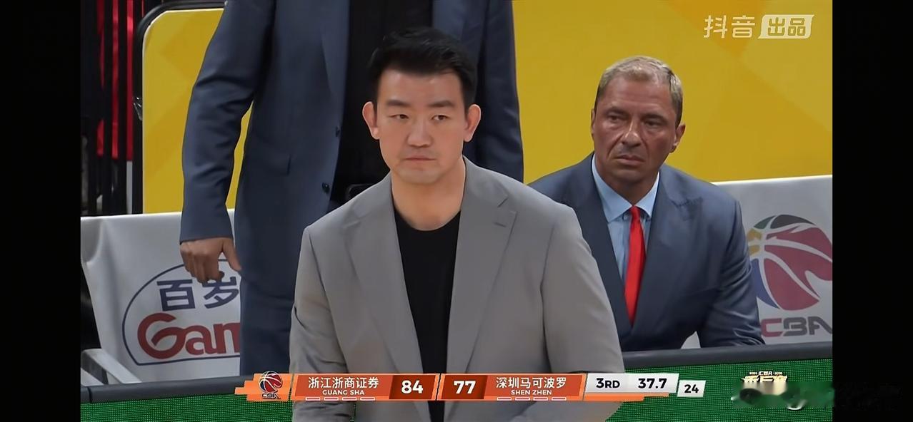 卫冕冠军初露峥嵘！广厦布朗46分4篮板7助攻，加胡金秋20分8篮板帮助广厦以11