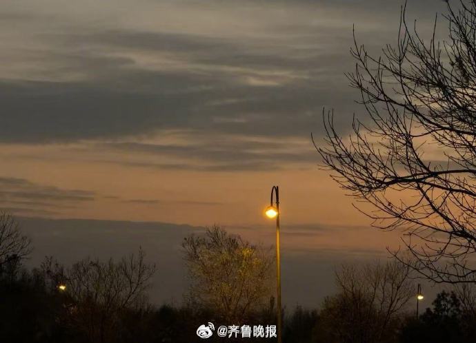 愿你事事顺，时时顺，保持专注，保持热爱。#晚安#