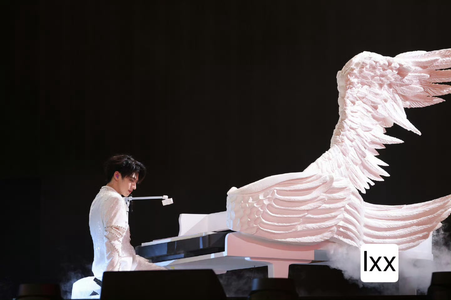 朱志鑫弹钢琴 啊啊啊啊啊啊🎹是告白！也是钢琴弹唱！！！朱志鑫钢琴弹唱告白