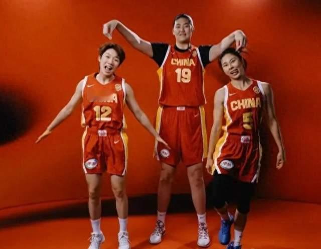 面对世界女篮霸主美国女篮，中国女篮能否爆冷取胜？！