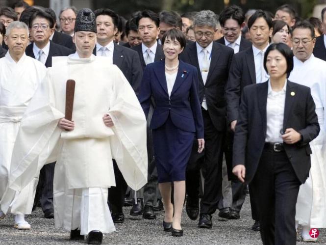 日本首相高市早苗这波操作真是让人看笑了！1月5日刚参拜完伊势神宫，就对着媒体放话