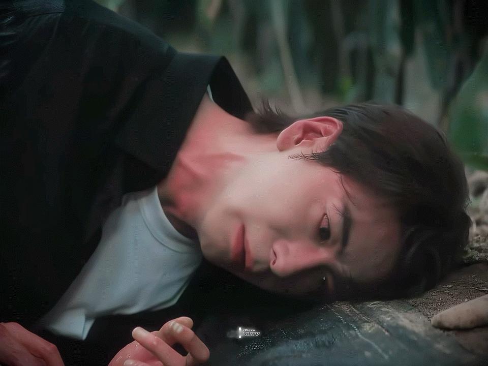 陈星旭好会演痛啊，红血丝 抽搐 眼泪 汗水 青筋……好真实的疼痛感 