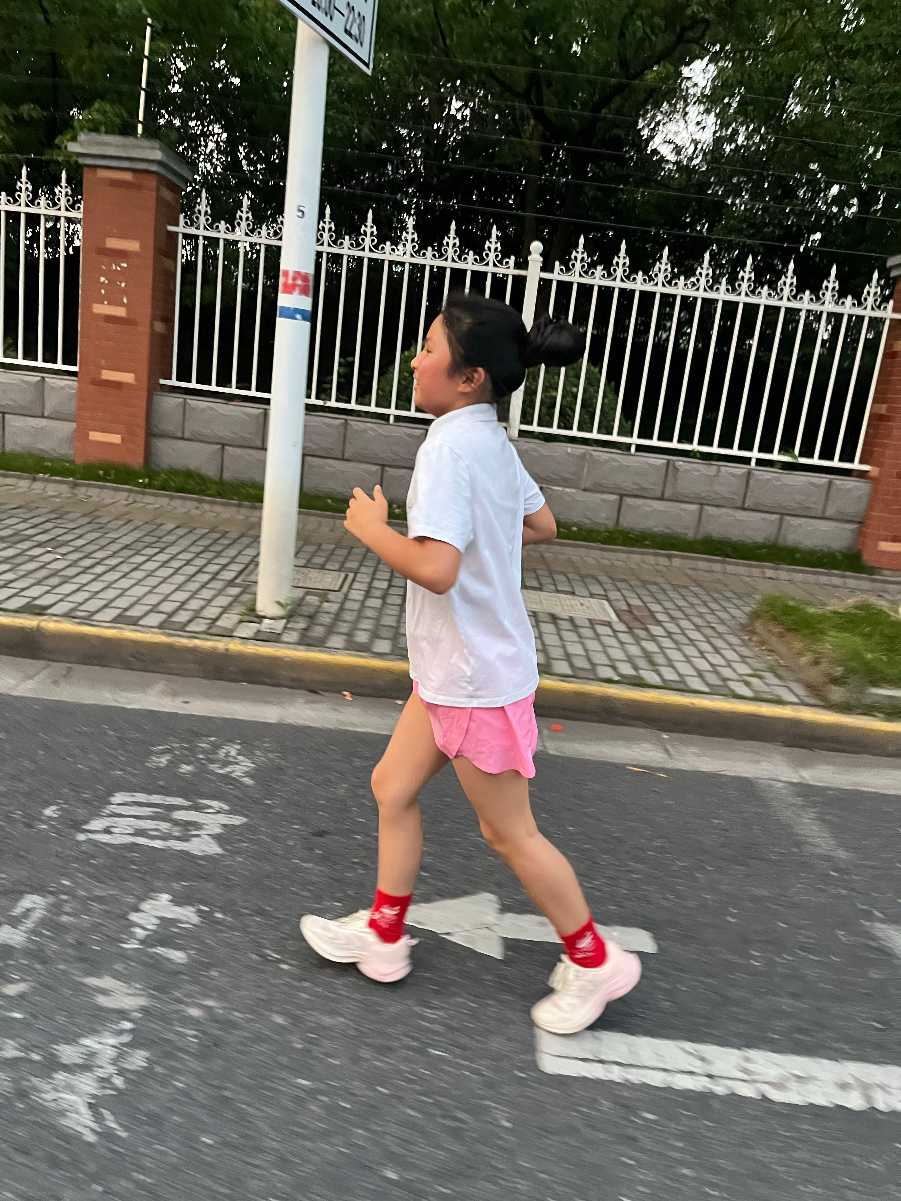 陪娃跑了6.66公里相互鼓励，共同完成✅跑步教会了我们，无论多累，都要微笑着面对