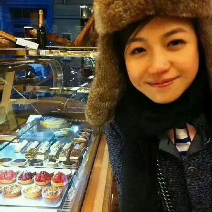 陈妍希留学时期生活照 