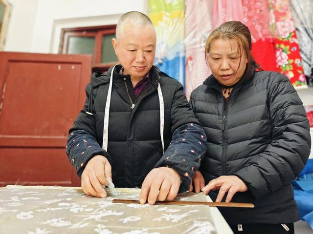 新春走基层丨特色小铺承载别样年味