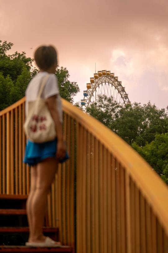 龙潭中湖公园夏日限定，摩天轮下的橘子海🎡