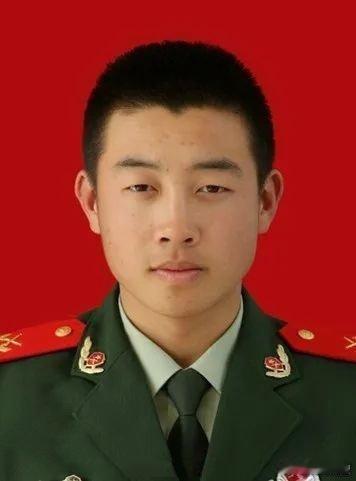 消防英雄孙茂辉，生死关头，把自己的呼吸机、报警器留给战友，不幸壮烈牺牲，年仅22