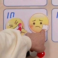 宋亚轩毕业大戏我还吐了口假烟呢” 