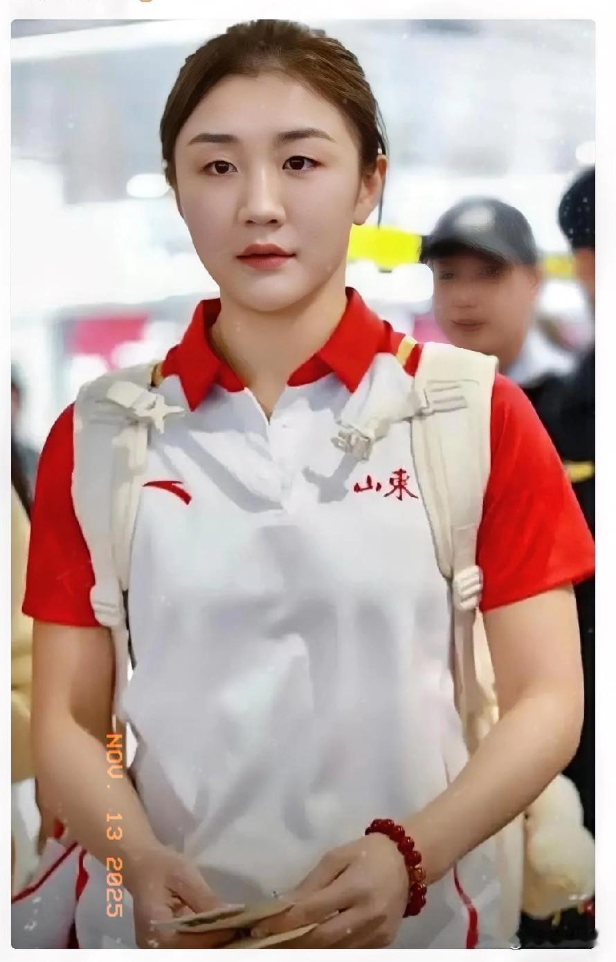 就在刚刚，让2追4，惊天逆转，你梦姐还是你梦姐！
女子单打1/4决赛中，山东队的