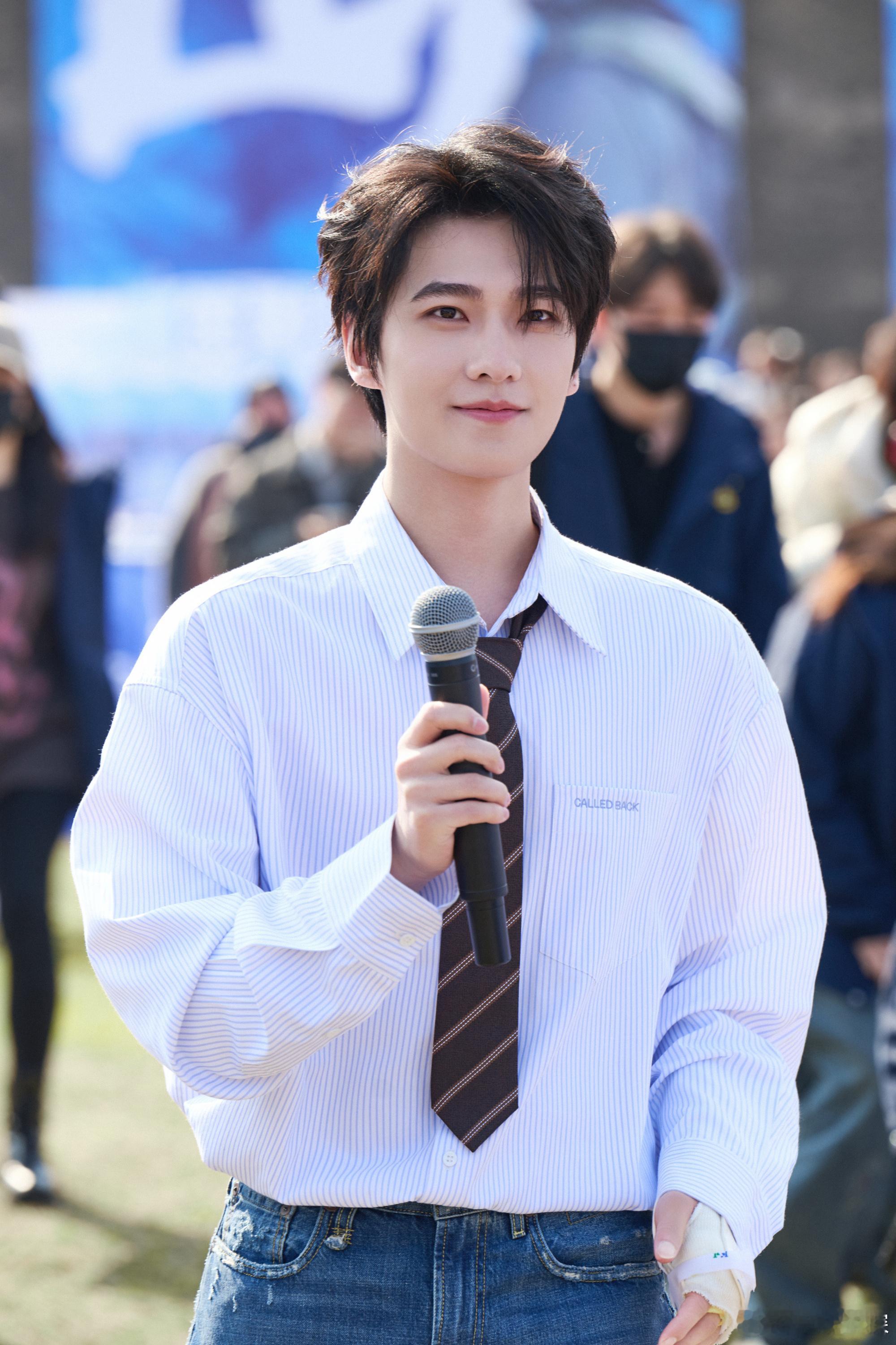 杨洋不让江山剧组声明杨洋新剧《不让江山》官宣后引发一系列争议，剧组和工作室都发文