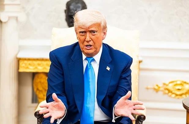美国国会就2026财年对乌国防援助拨款问题，举行了一场重点听证会，参议员科恩斯与