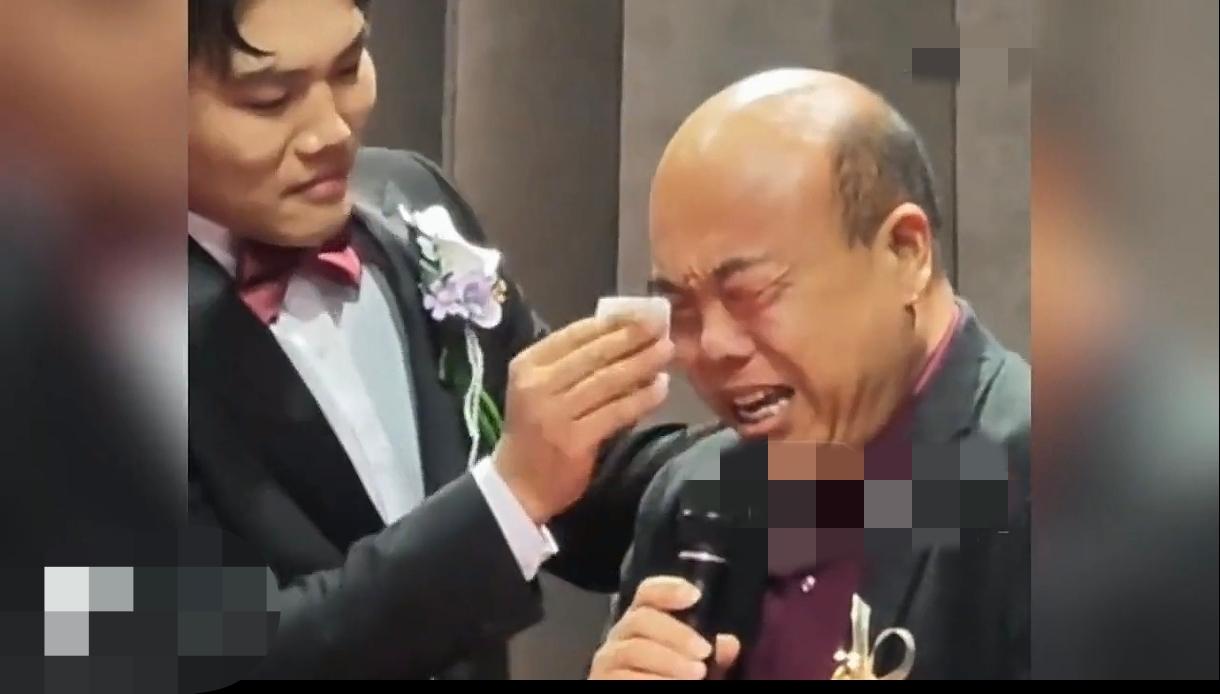 找到亲生父母后的解清帅本来是要高高兴兴结婚的，结果父亲解克锋在婚礼上嚎啕大哭，母