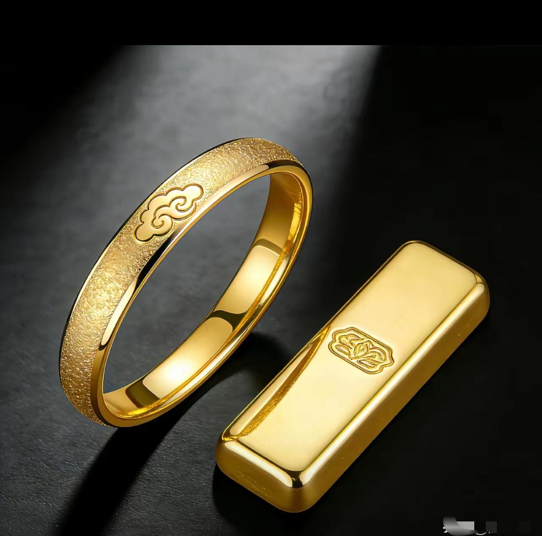 1月7日金价更新！
   工行金条vs周大福 
    买金选对省大钱
 
  