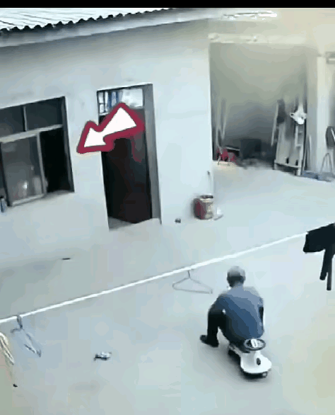 这么点的小孩子，竟然干了一件这么大的事，真是让人做梦都影响的，不得不承认，这个孩