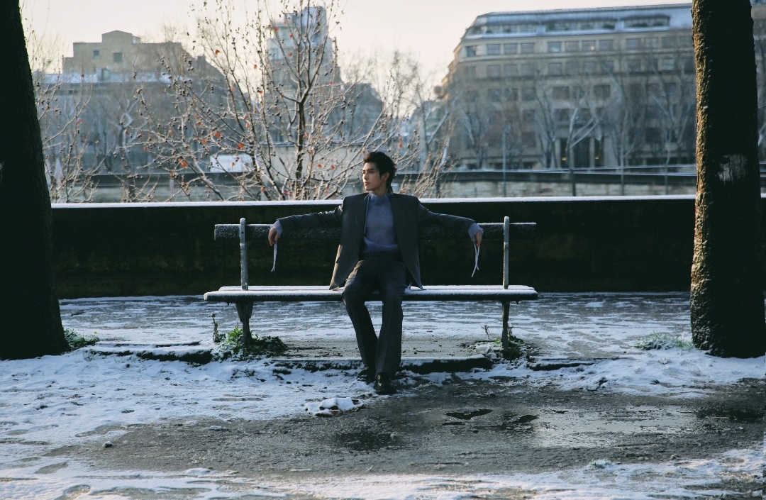 陈飞宇雪天时尚写真～ 