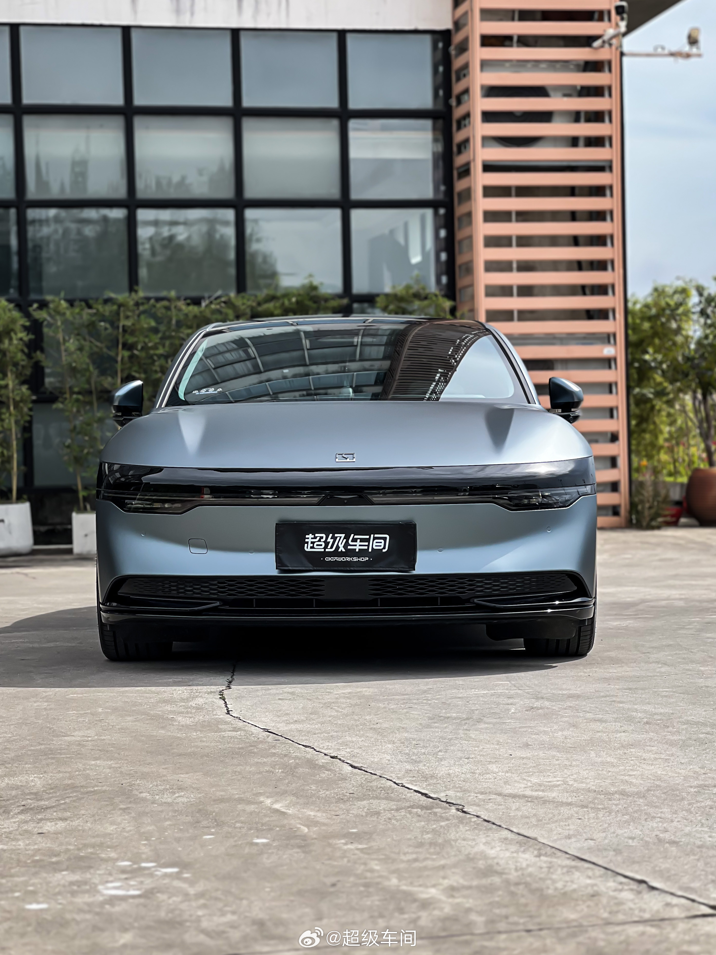 极氪007｜幽灵金属灰蓝雾面灰蓝的低调侵袭🫧神秘深邃，高级感拉满🩶🩵汽车贴