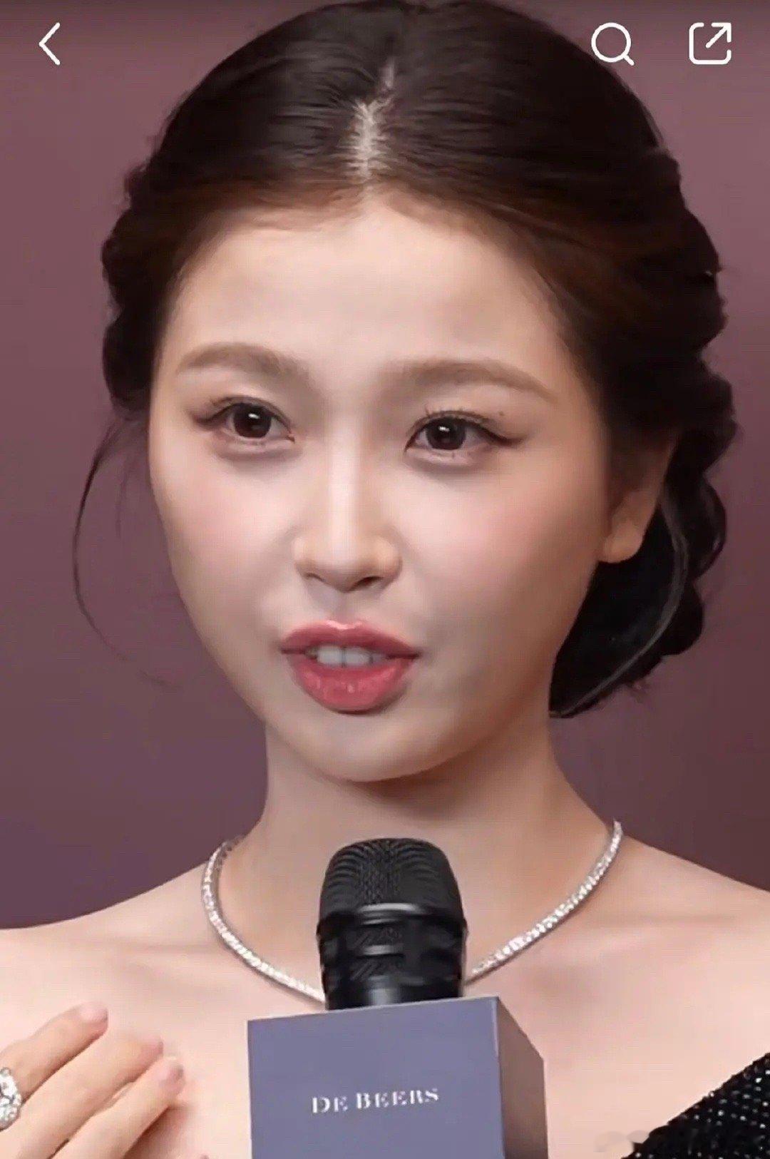 虞书欣为什么一直执念于p 图啊 ​​​