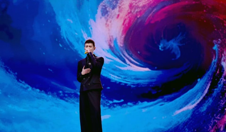 恭喜任嘉伦获得2025国剧盛典“年度号召力演员”，呈现那么多优秀的作品，2026