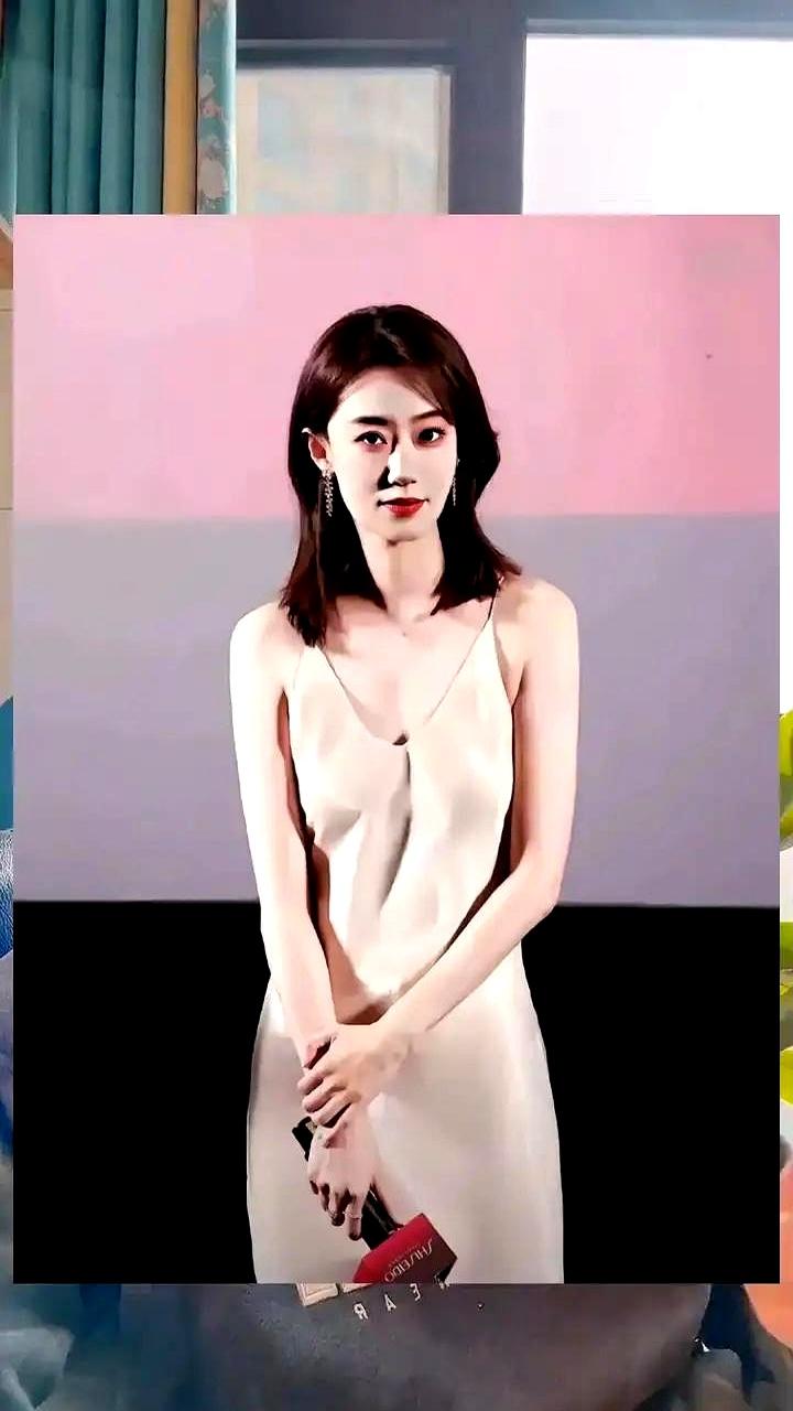 张小斐为啥不香了？
说白了就是资源断档了！
当初《你好，李焕英》热映那会儿，她红