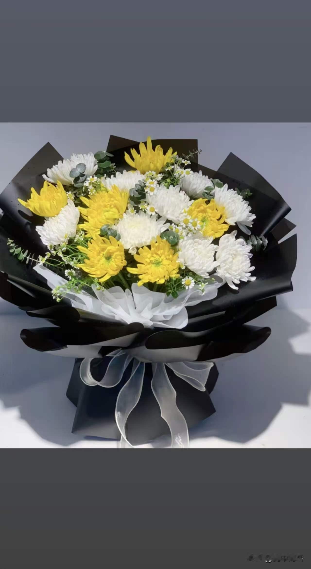 悼念张雪峰

   深耕高考报志愿和考研辅导的张雪峰老师昨晚去世了，年仅41岁，