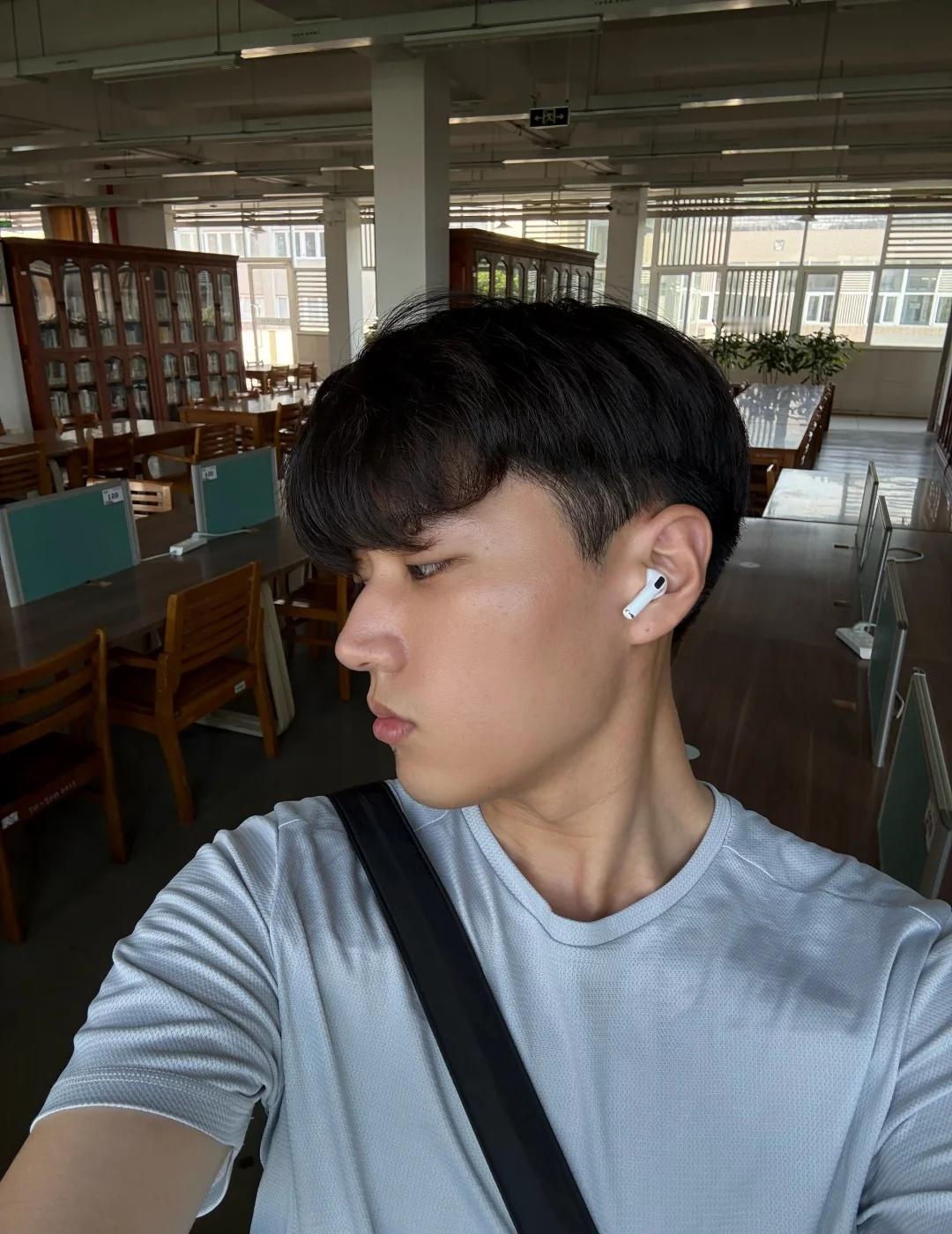 🏃
一些库存图☀️
可奶可狼 hello