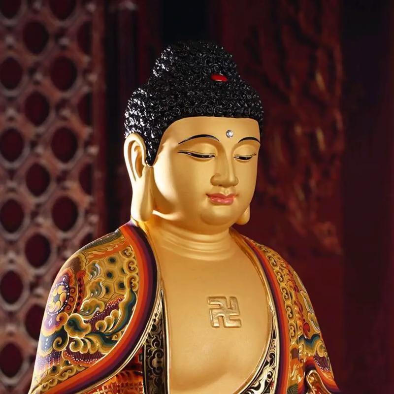 农历五月十六恭迎天地造化之神诞
天地造化之神并非是一个人，而是由多位神仙组成的。