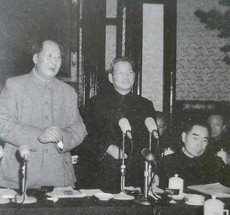 办砸了一件事，你总埋怨自己经验不足。但毛主席对陈云讲，你不是经历少，是思维方式不