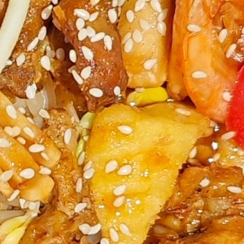 生活手记在繁华中自律，在落魄中自愈，谋生的路上，不抛弃良知，谋爱的路上，不丢失尊