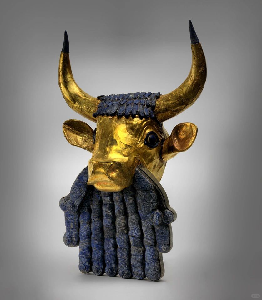 公元前2450年，伊拉克，七弦琴碎片，牛头，乌尔皇家墓地第789号墓中发现的金箔...
