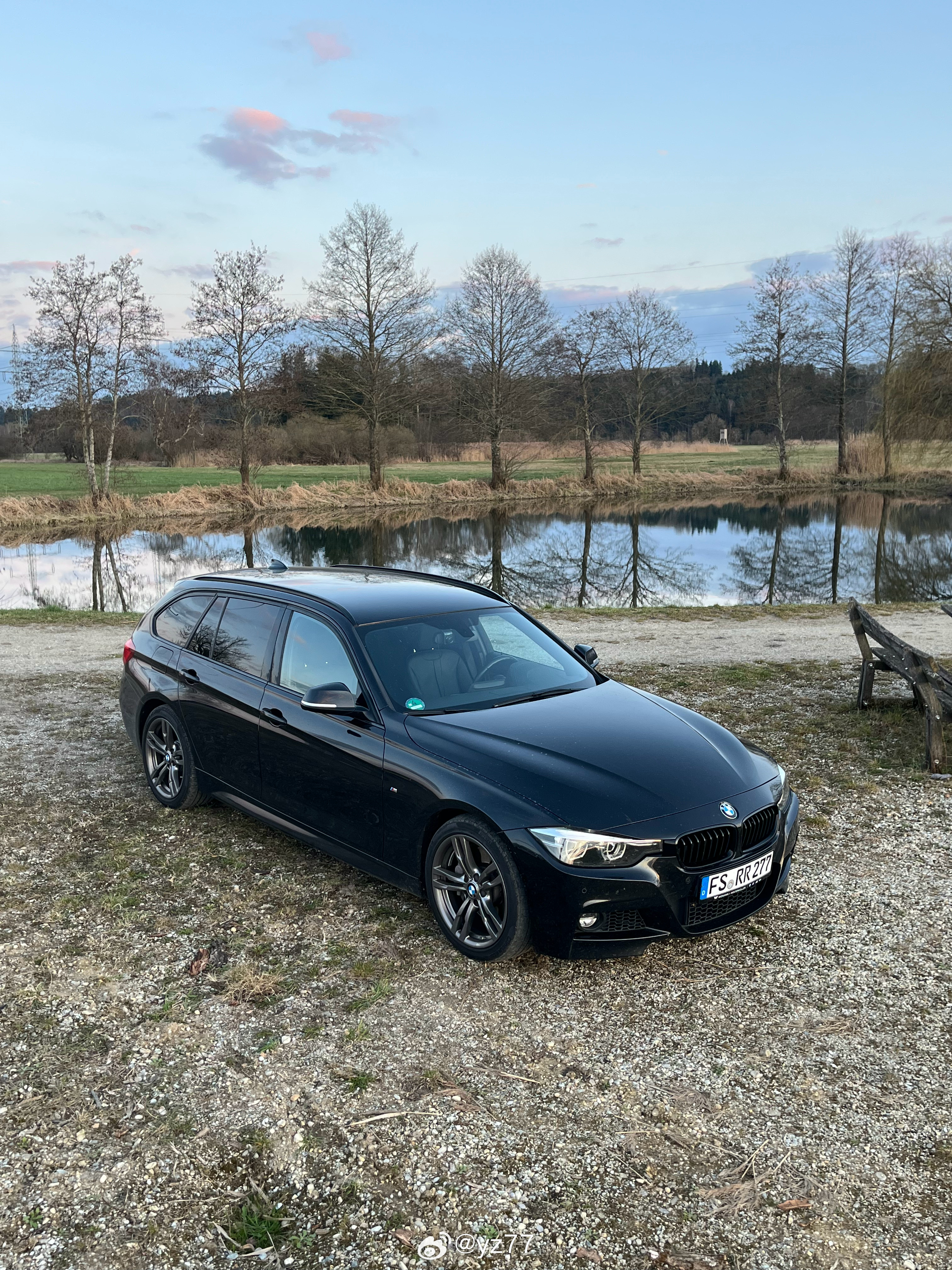 下班回家遛六缸小汽车yz77聊车