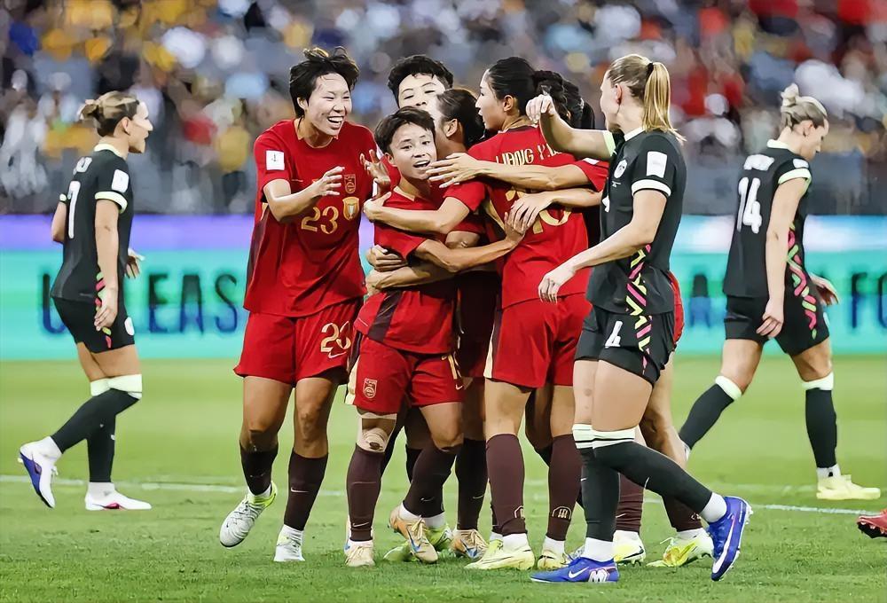 三大人种比较喜欢的体育运动：
黄种人：乒乓球、棒球、羽毛球
黑种人：篮球、田径、